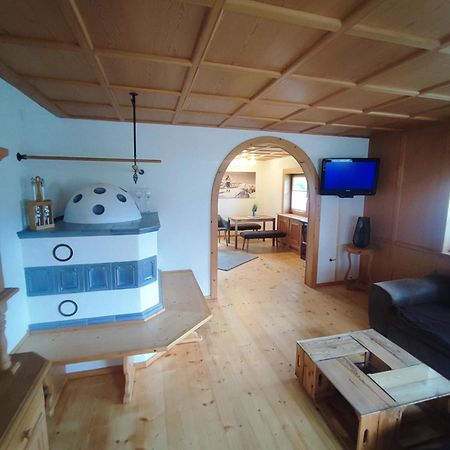 Ferienwohnung Lechhuamat Weissenbach am Lech Exterior foto